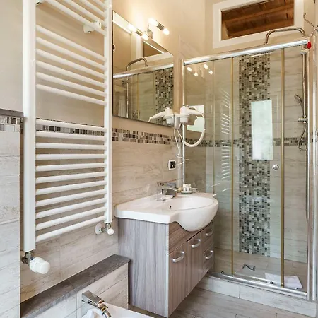 Michelangelo King Deluxe Мини-отель *